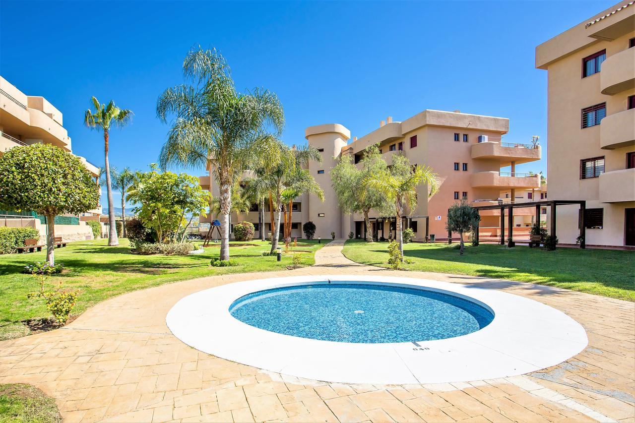 Lets In The Sun Blue Cala Apartment La Cala De Mijas Ngoại thất bức ảnh